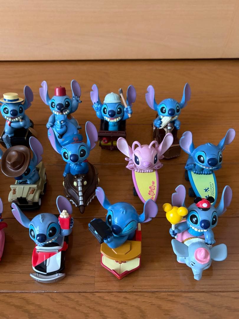 スティッチ アトラクション　フィギュア