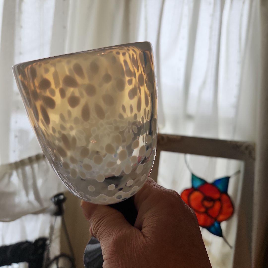 アンティーク　骨董　花模様の吹きガラス　グラス