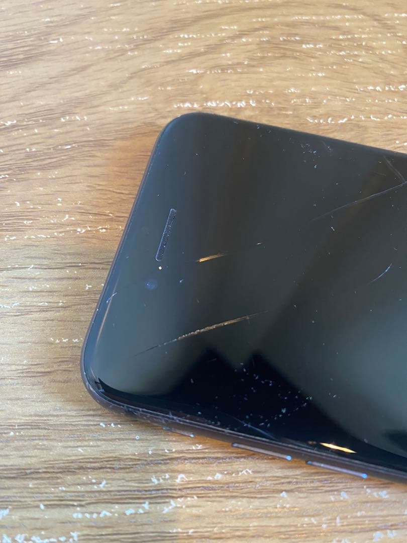 【ジャンク品】Apple iPhone 8 64GB