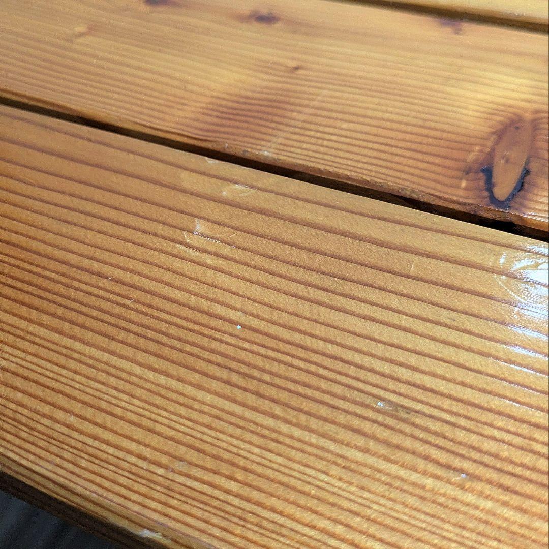 カステルメルリーノ　CASTELMERLINO 折りたたみ木製テーブル 赤脚