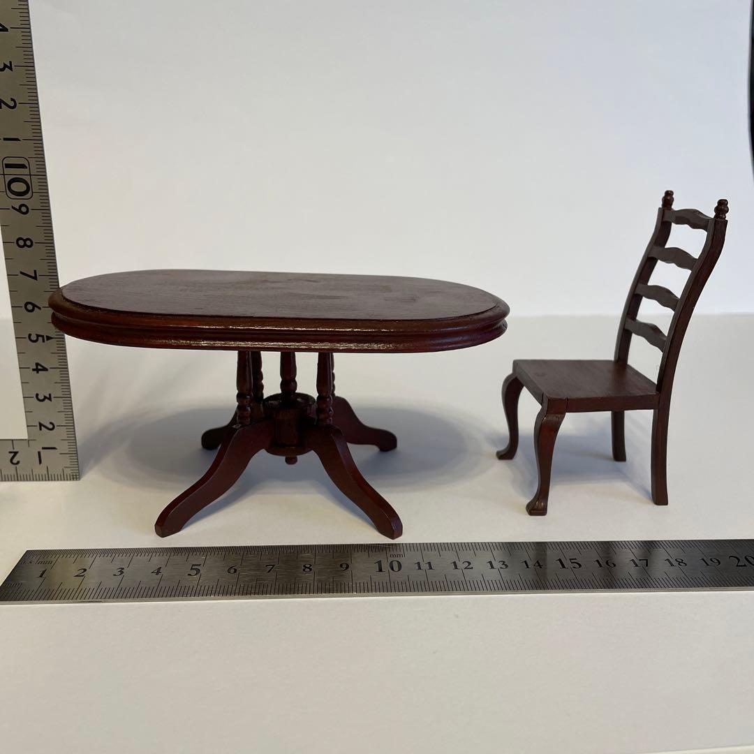 1/12ドールハウス ミニチュア●雑貨屋 アンティーク家具 リビングボード 食器