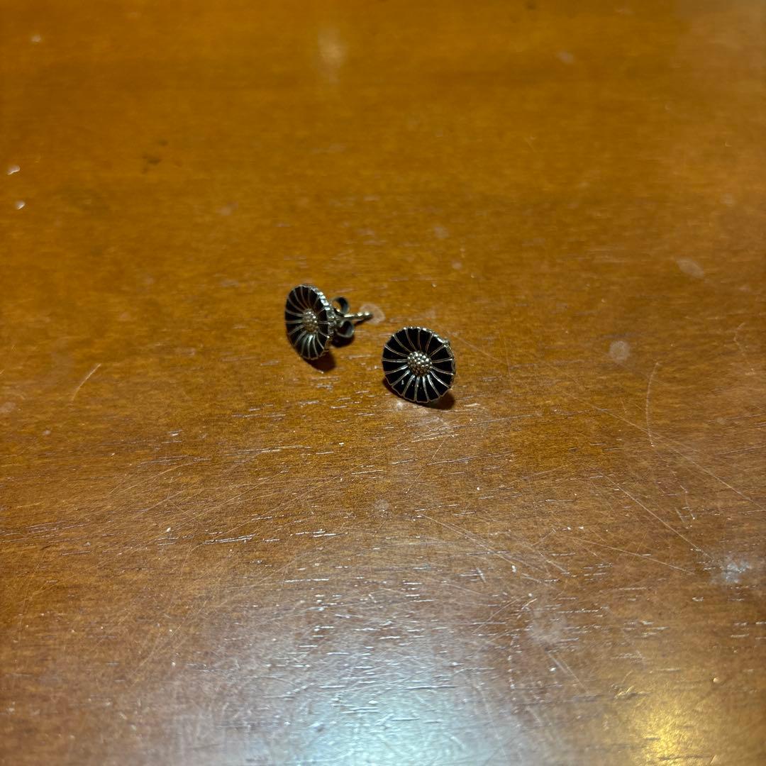   シルバーピアス