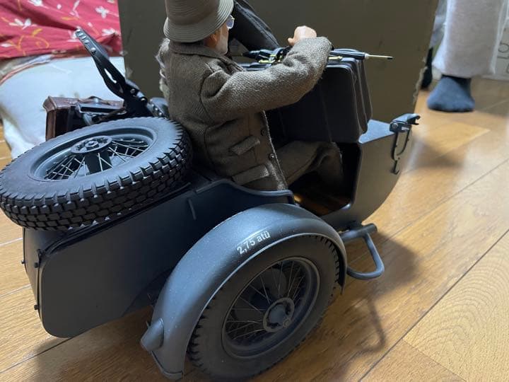 『インディ・ジョーンズ／最後の聖戦』　サイドカーシーン再現フィギュア