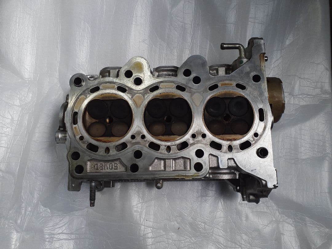 スズキ純正　エブリDA17W　エンジンシリンダーヘッド