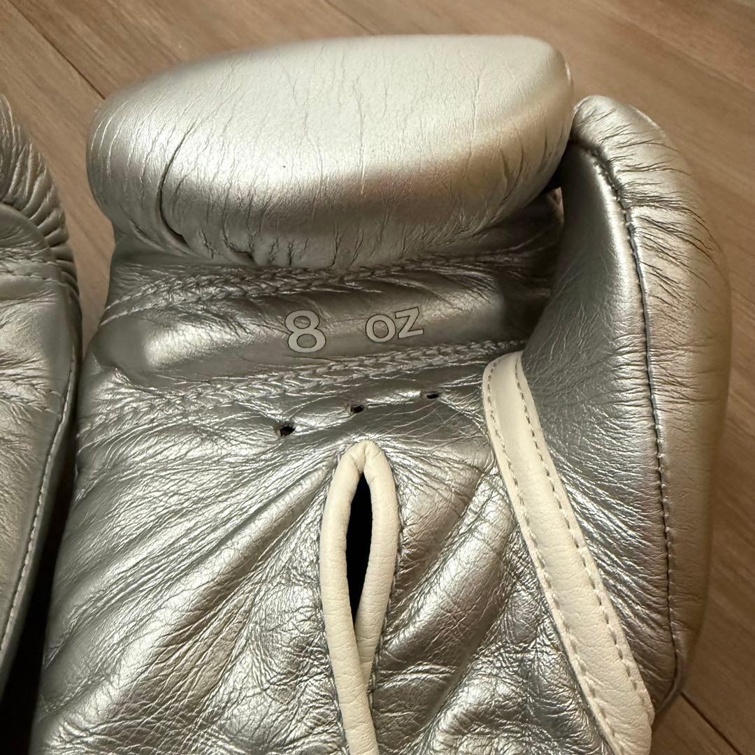 Winning ボクシンググローブ 8oz シルバー