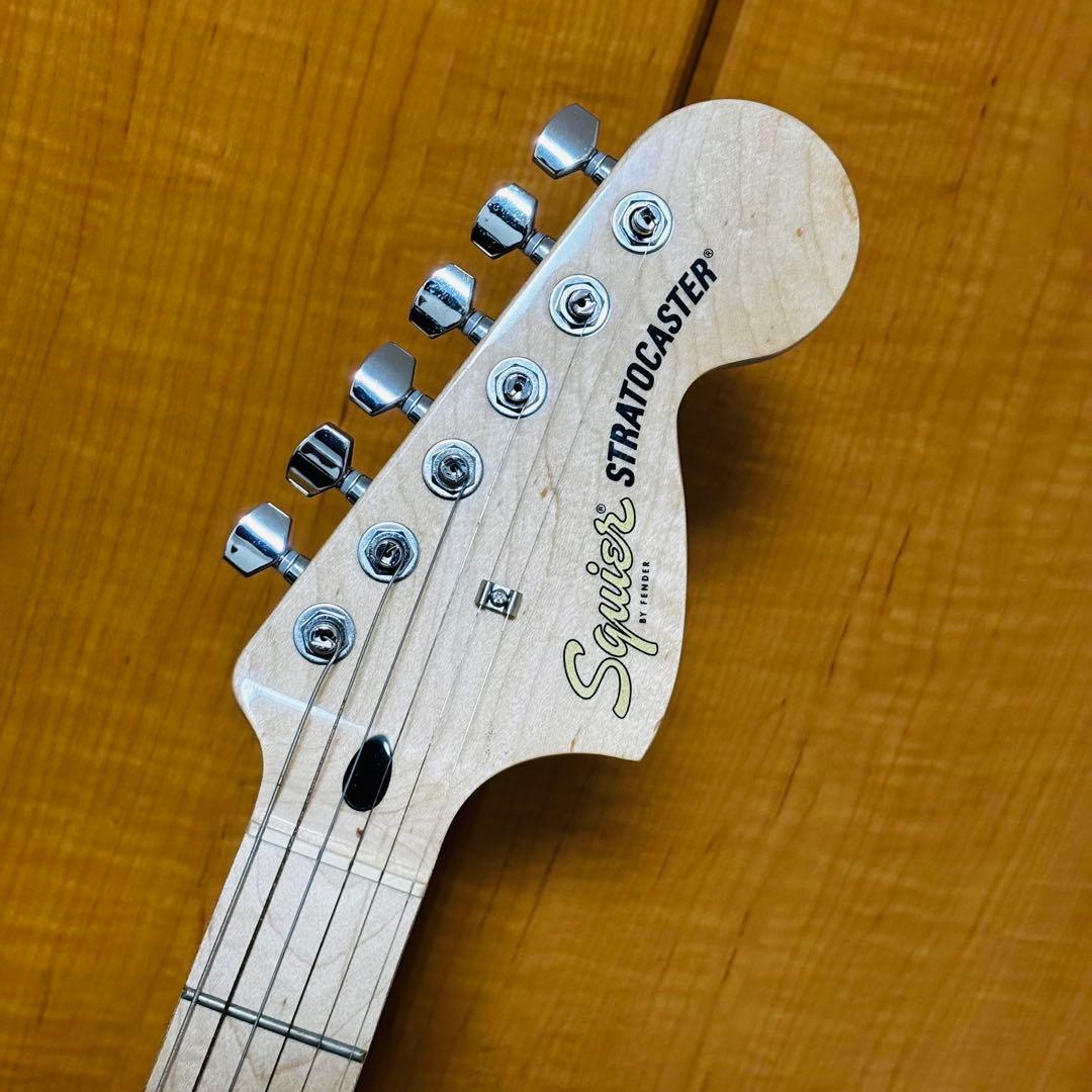 ギター Squier by Fender Stratocaster