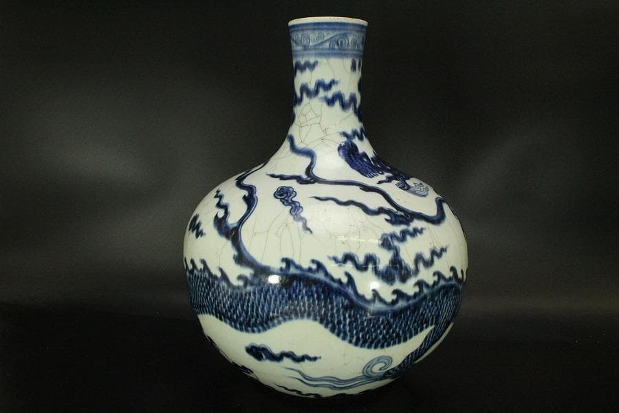 中国美術 青花 纏龍紋 天球瓶 高42cm(LC598)