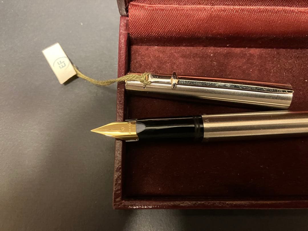 【徳川】スイス製 CARAN d'ACHE　万年筆