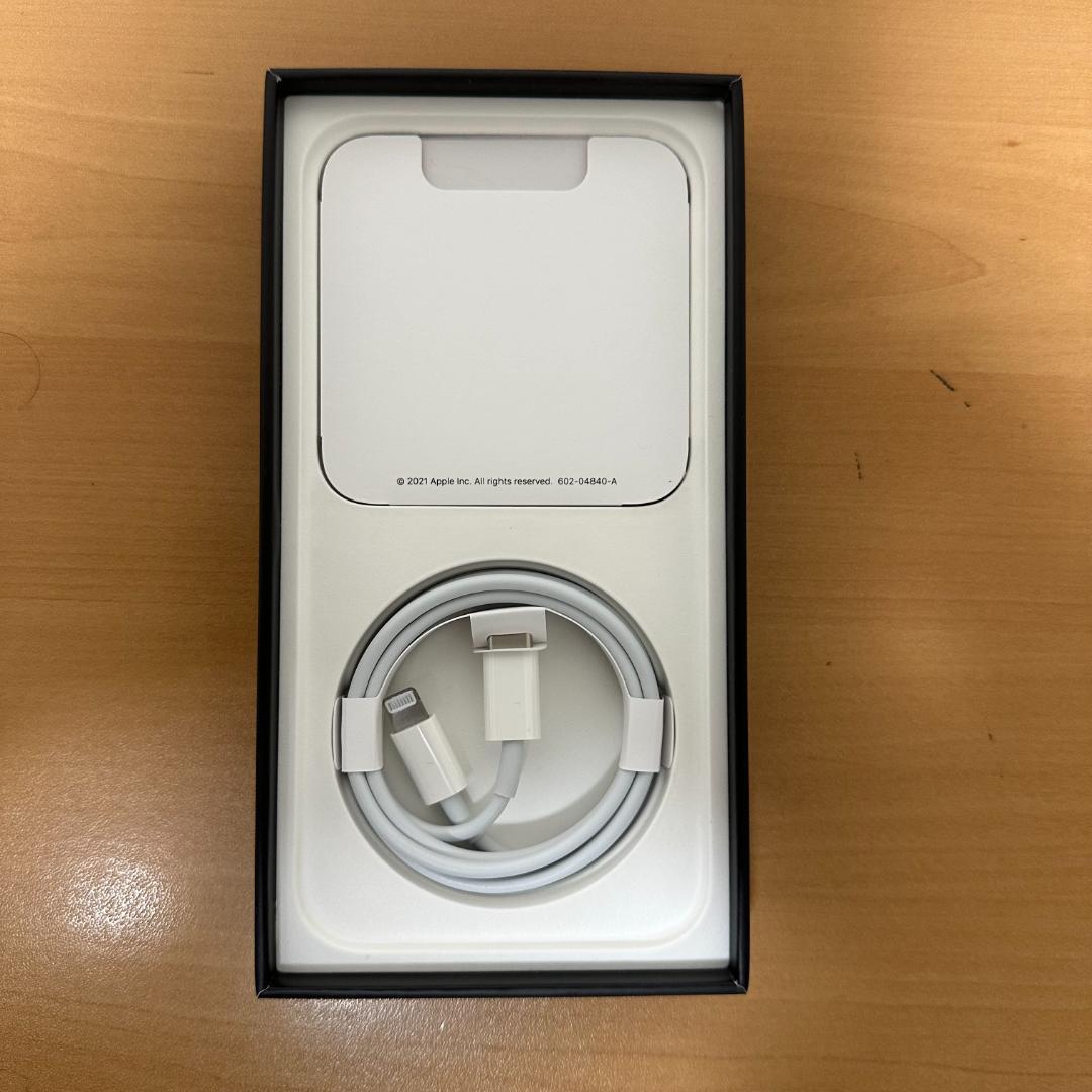 【未使用】iPhone13 Pro 256GB アルパイングリーン simフリー