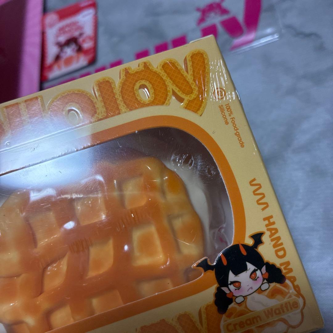 【新品】未開封発送　mellojoy メロジョイ　ドーナツ　ワッフル　メロジョイ