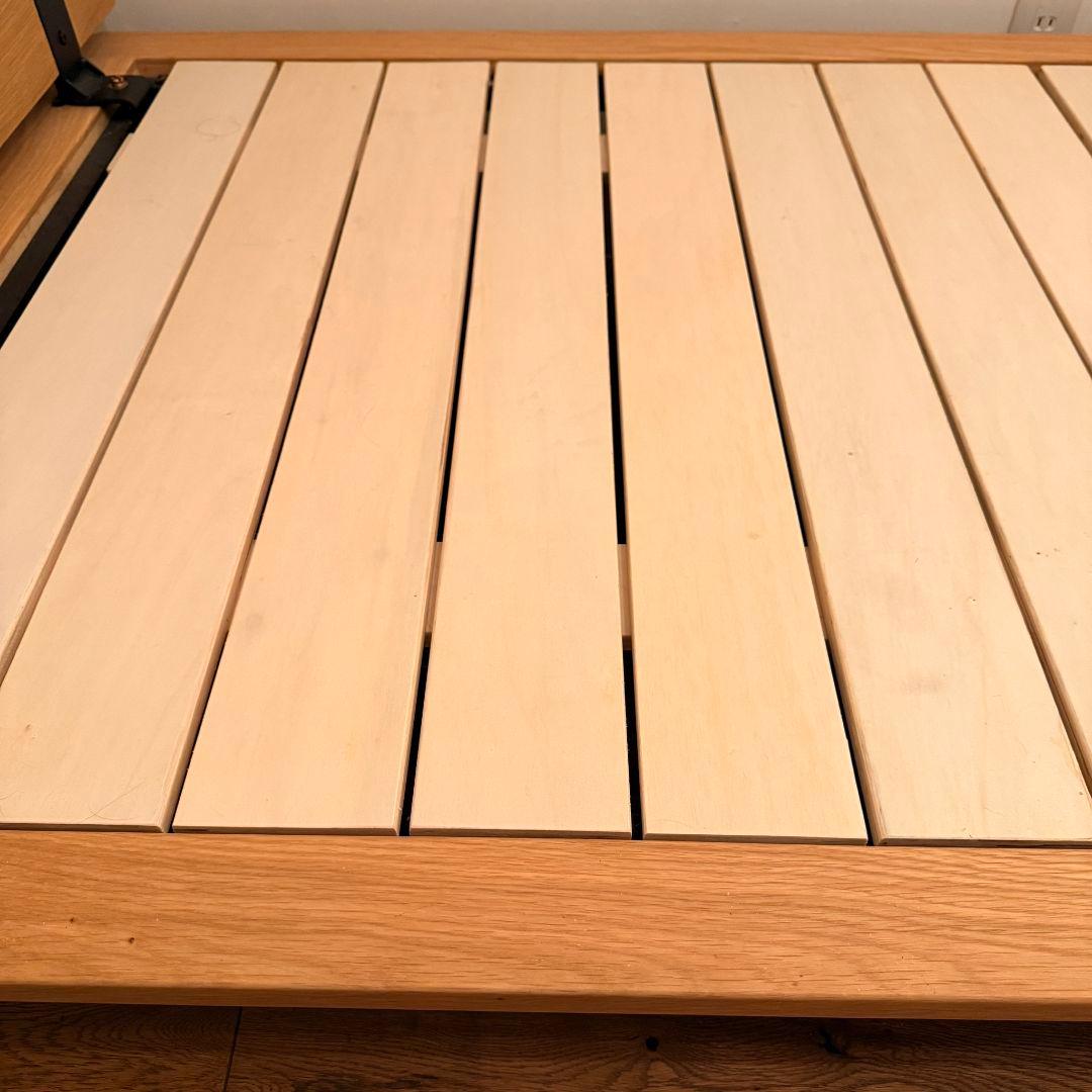 無印ベッドフレーム　シングルベッド　脚付き