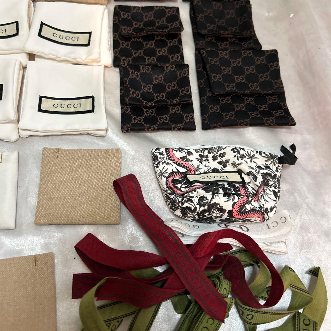 38点GUCCI グッチアクセサリーケース保存袋＋リボン