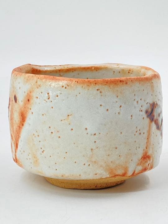 【玉置保夫】志野　茶碗　桐共箱　共布　岐阜県重要無形文化財保持者