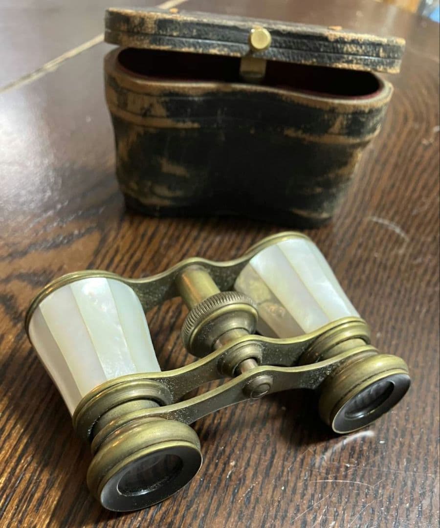 西洋アンティーク　白蝶貝オペラグラス