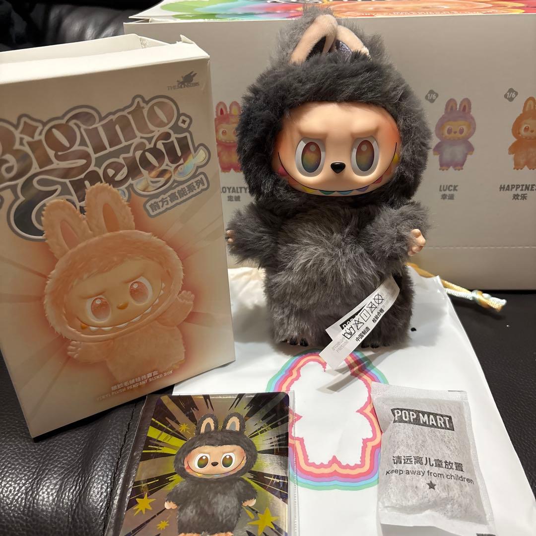 ロコ　LABUBU エナジー Big into ラブブ シークレット