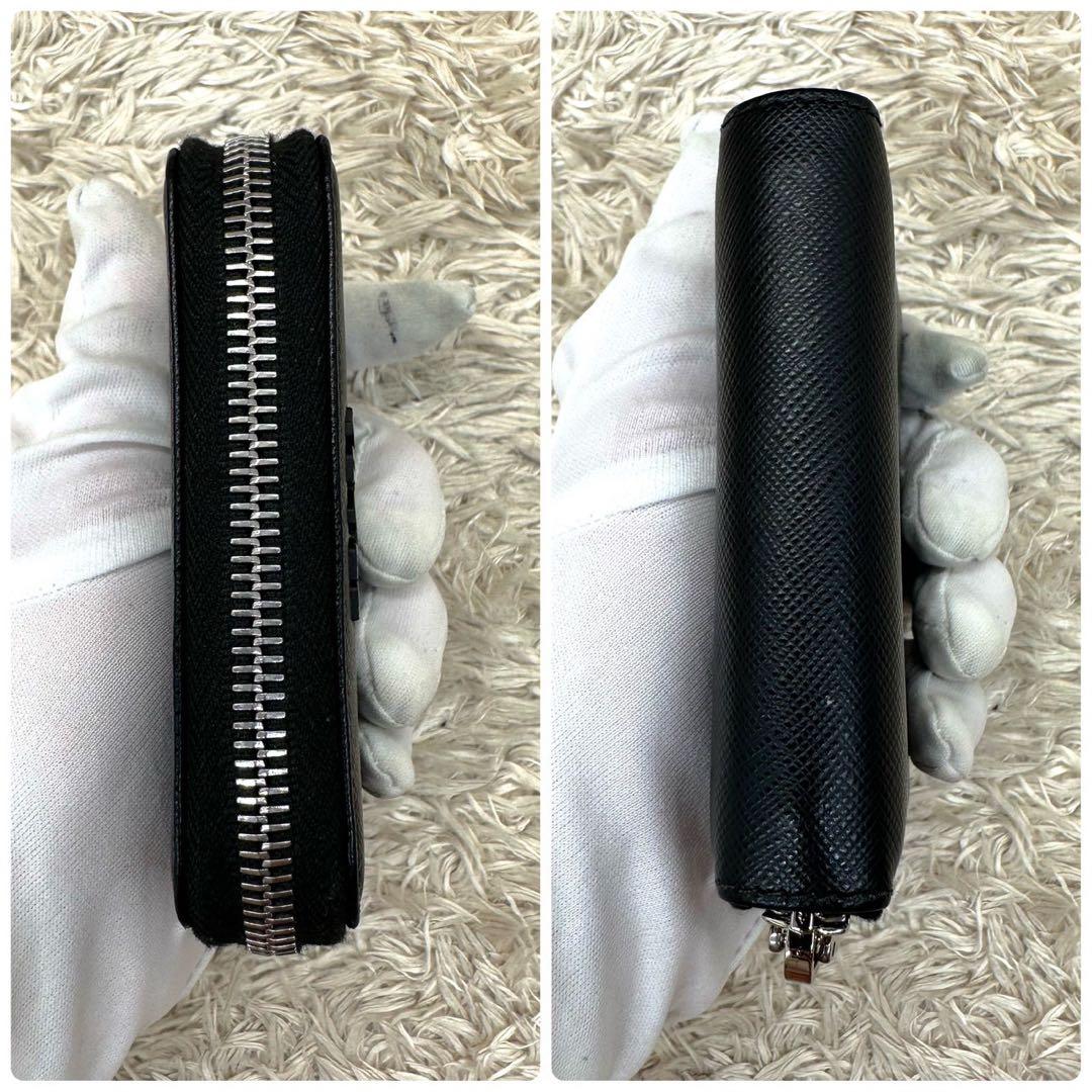 【未使用級】プラダ ケース 小銭入れ ブラック シャイン サフィアーノ
