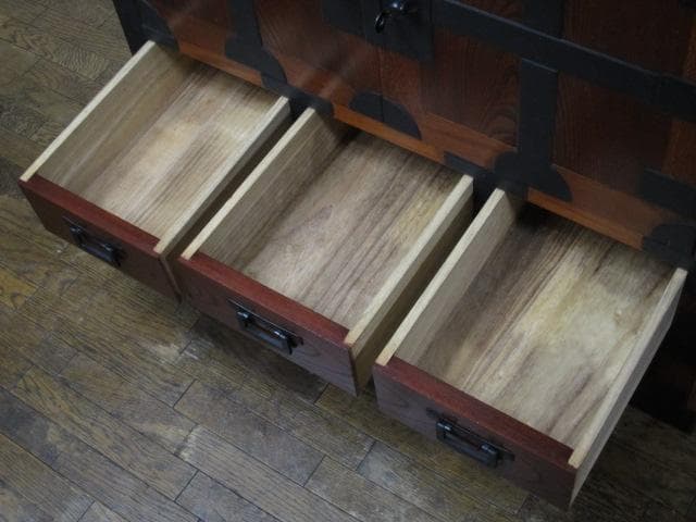 美品 最高峰 松本民芸家具 欅 無垢材 帖タンス（拭き漆仕上）定価約200万円