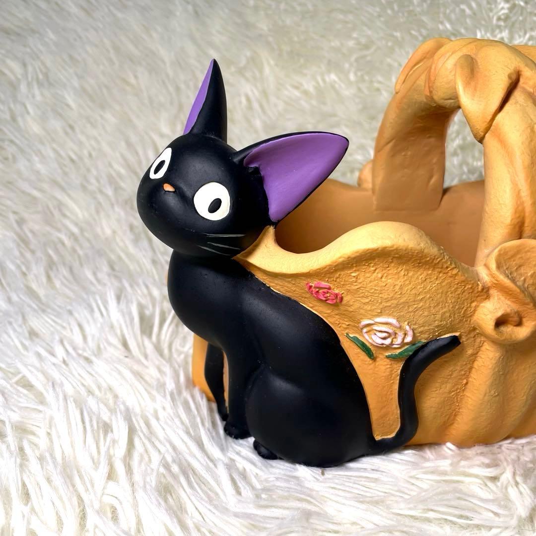 【生産終了品】　魔女の宅急便　「ジジとリリーのフラワーバスケット」