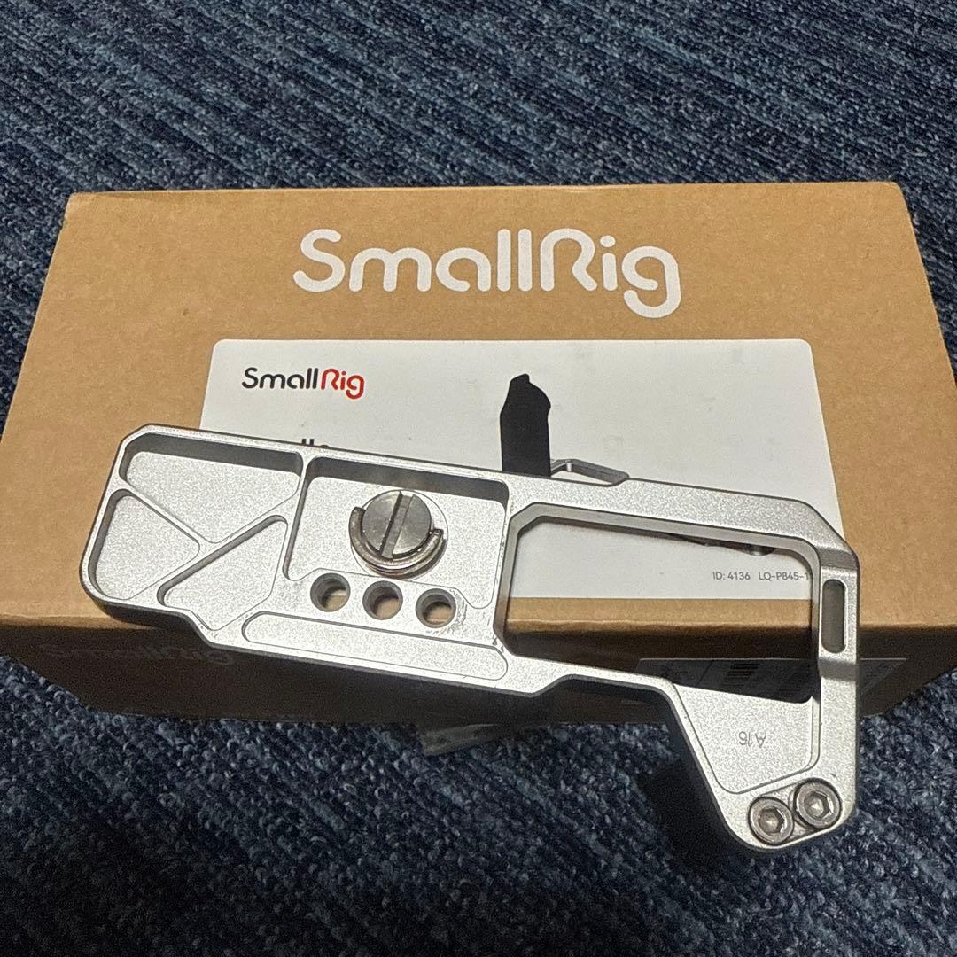 SmallRig FUJIFILM X-T5用L型グリップ+バッテリー3個