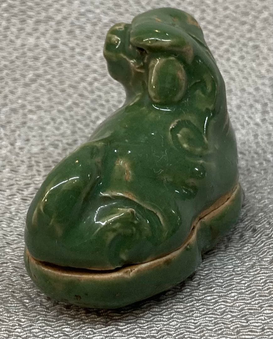 B287b 「青磁 獅子香合」前大徳誡堂箱書付　紀州御庭焼青瓷獅子　茶道具