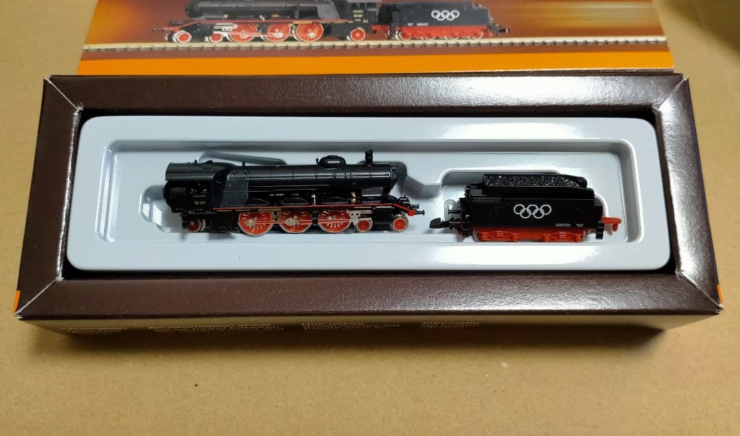 メルクリン 88183 Zゲージ BR 18 オリンピック仕様 動作確認済