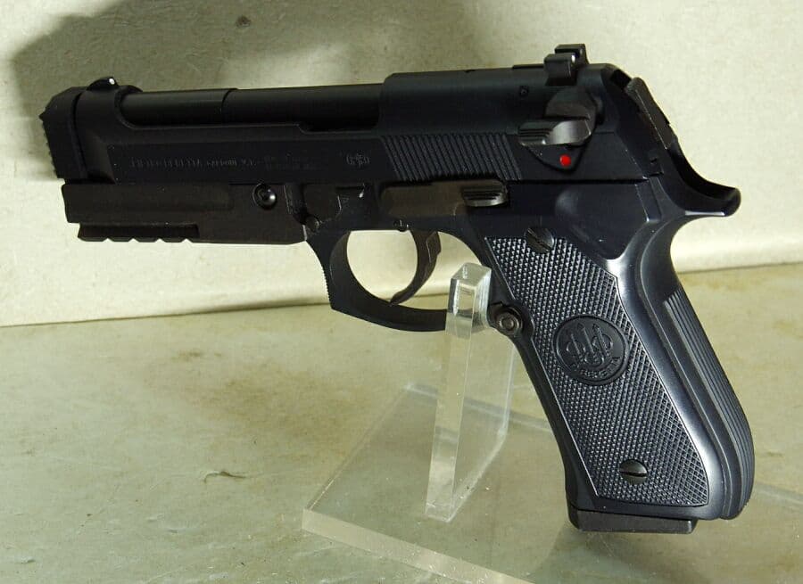 トイガン WESTERN ARMS BERETTA BODYGUARD LIMITED