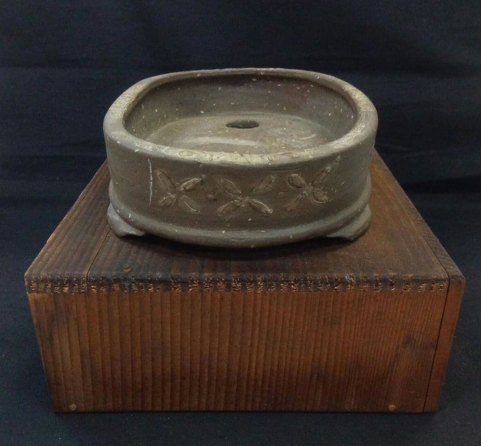 008.【烏泥】山水/楕円盆栽鉢/木箱付き