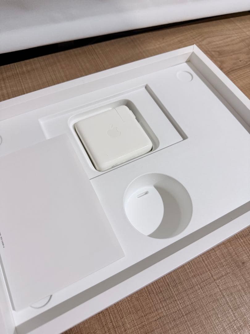 Apple MacBookPro 2019 13インチ 500GB メモリ8GB