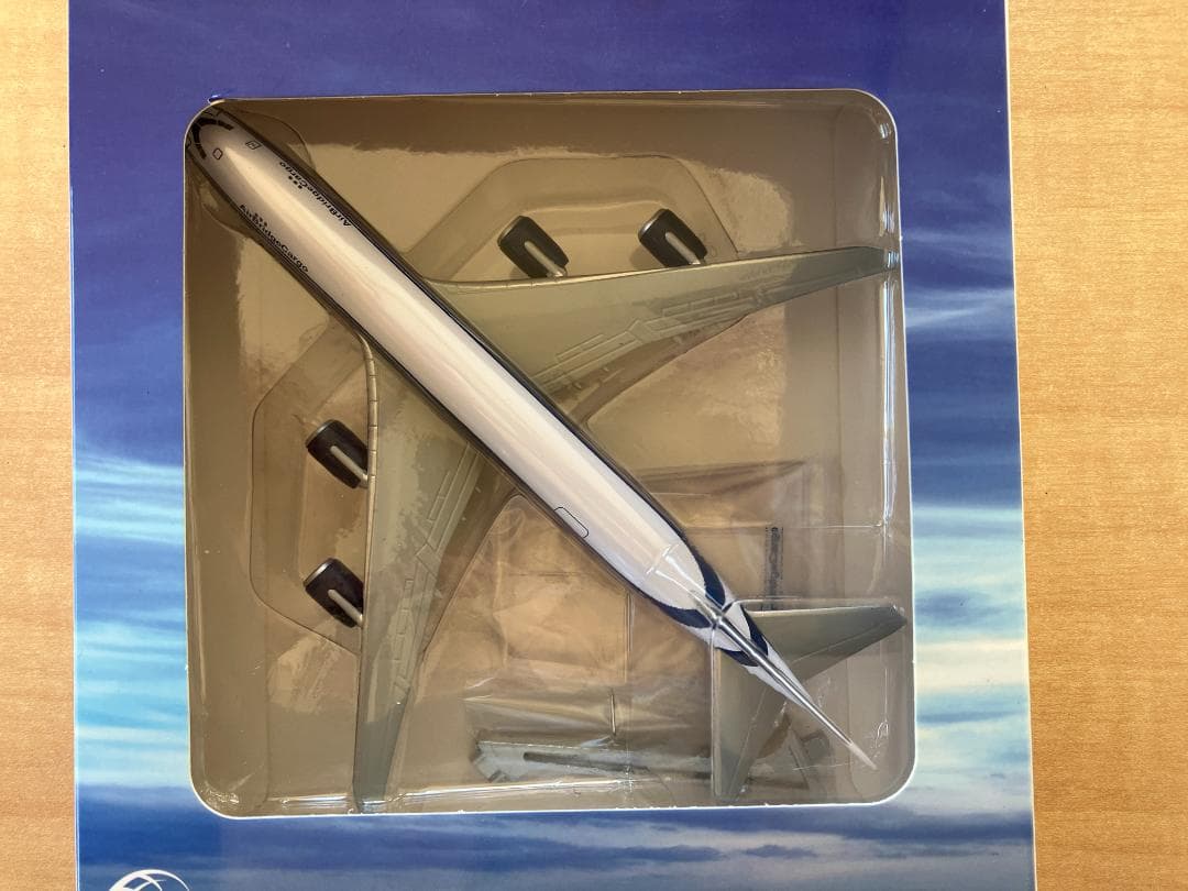 貨物機模型　AirBridgeCargo　B747-8F　1/400　　え