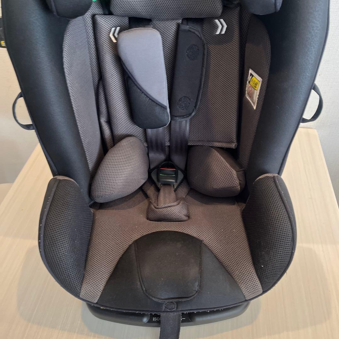 Aprica フォームフィットISOFIX360°セーフティー