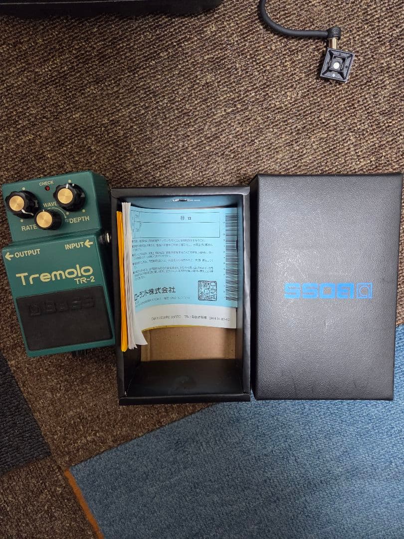 BOSS Tremolo TR-2 ギターエフェクター