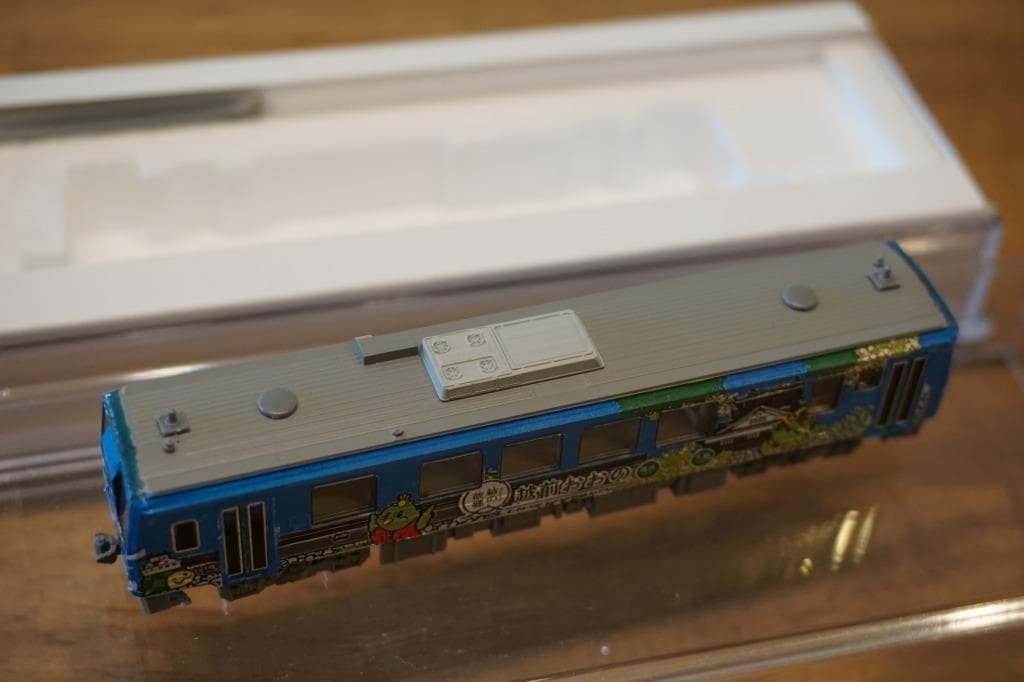 TOMIX製 キハ120系　越美北線ラッピング列車「越前大野城」仕様　M車