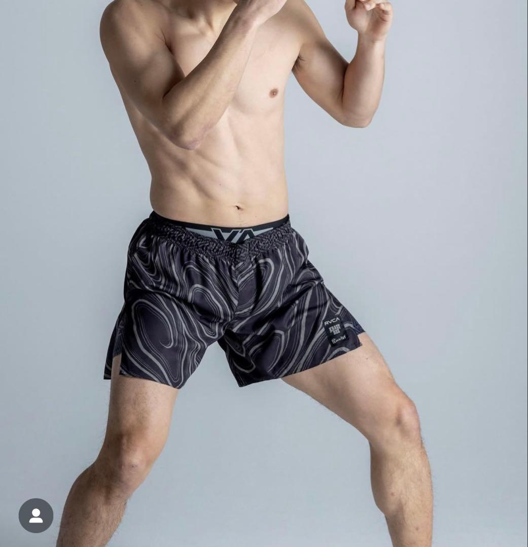 RVCA KRAZY BEEボクシングショーツ 黒/グレー ハーフパンツ　XL