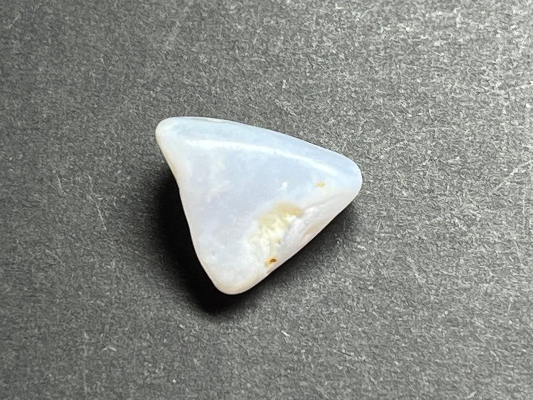 福井県産　天然ブルーカルセドニー　青めのう　国産鉱物　標本　原石