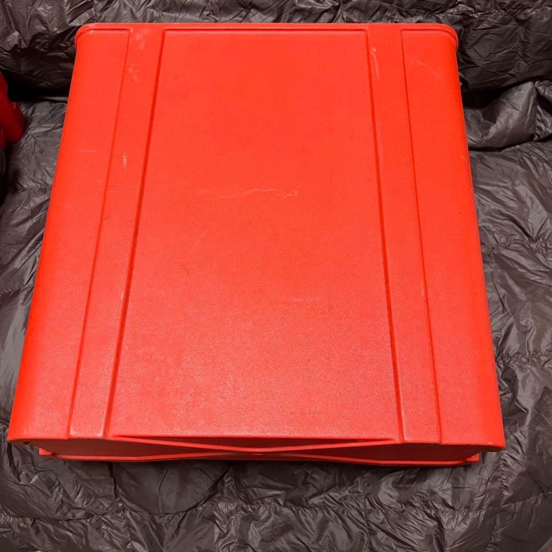 オリベッティ タイプライター バレンタインS フランス、ドイツ語対応