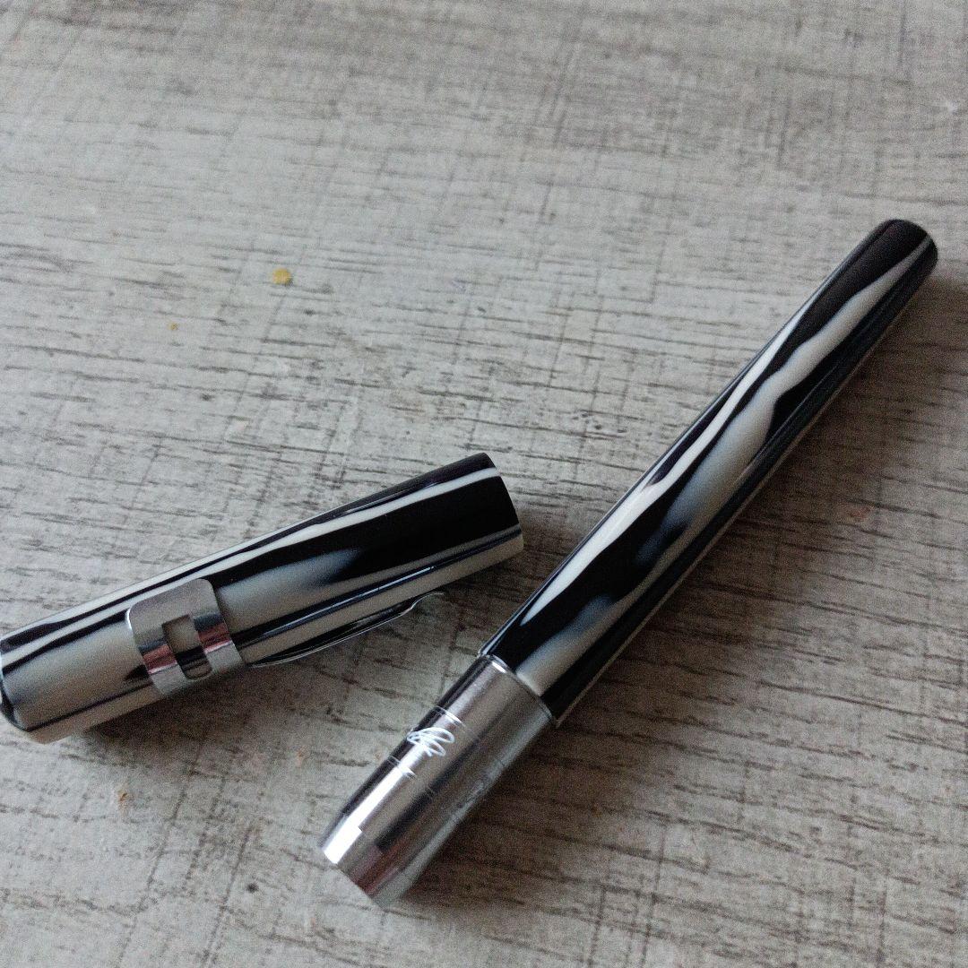 銀座五十音　ミミック　ペンギン