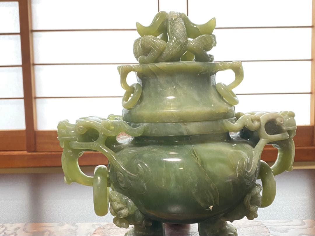 翡翠 玉石 龍双耳龍掴み三足香炉