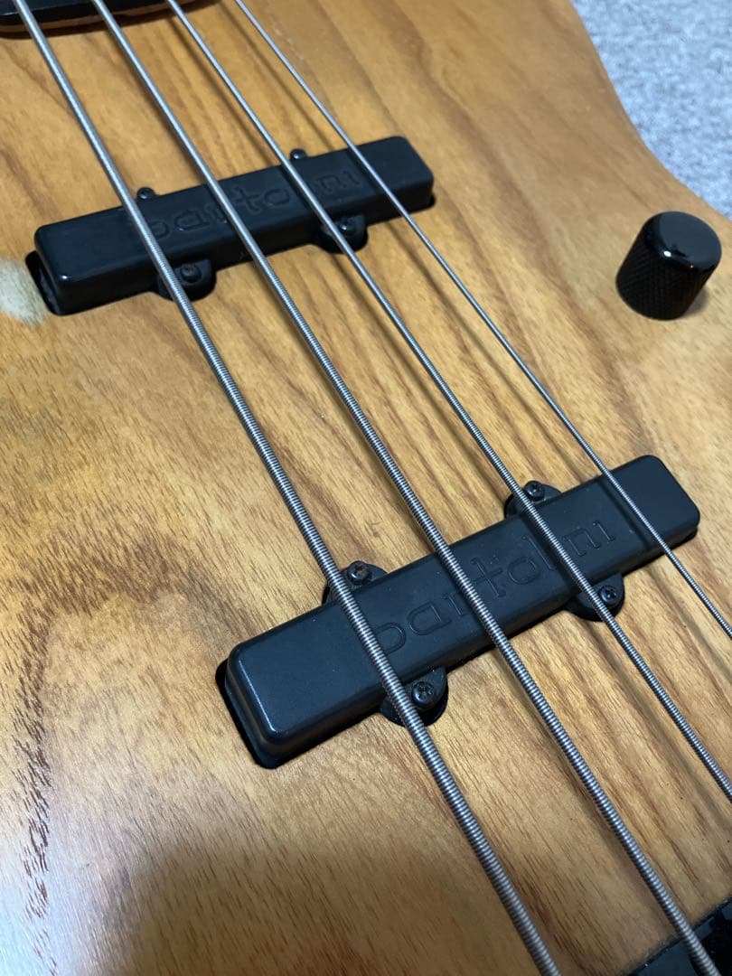 エレキベース アクティブ/パッシブ切替　バルトリーニ Bartolini TBT