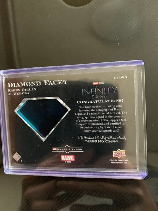 アベンジャーズ　Karen Gillan 直筆サインカード ネビュラ　49枚限定