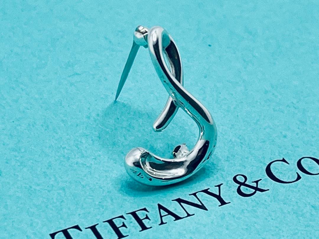 h634 希少　美品　ティファニー　アルファベット「S」イニシャル「s」ブローチ