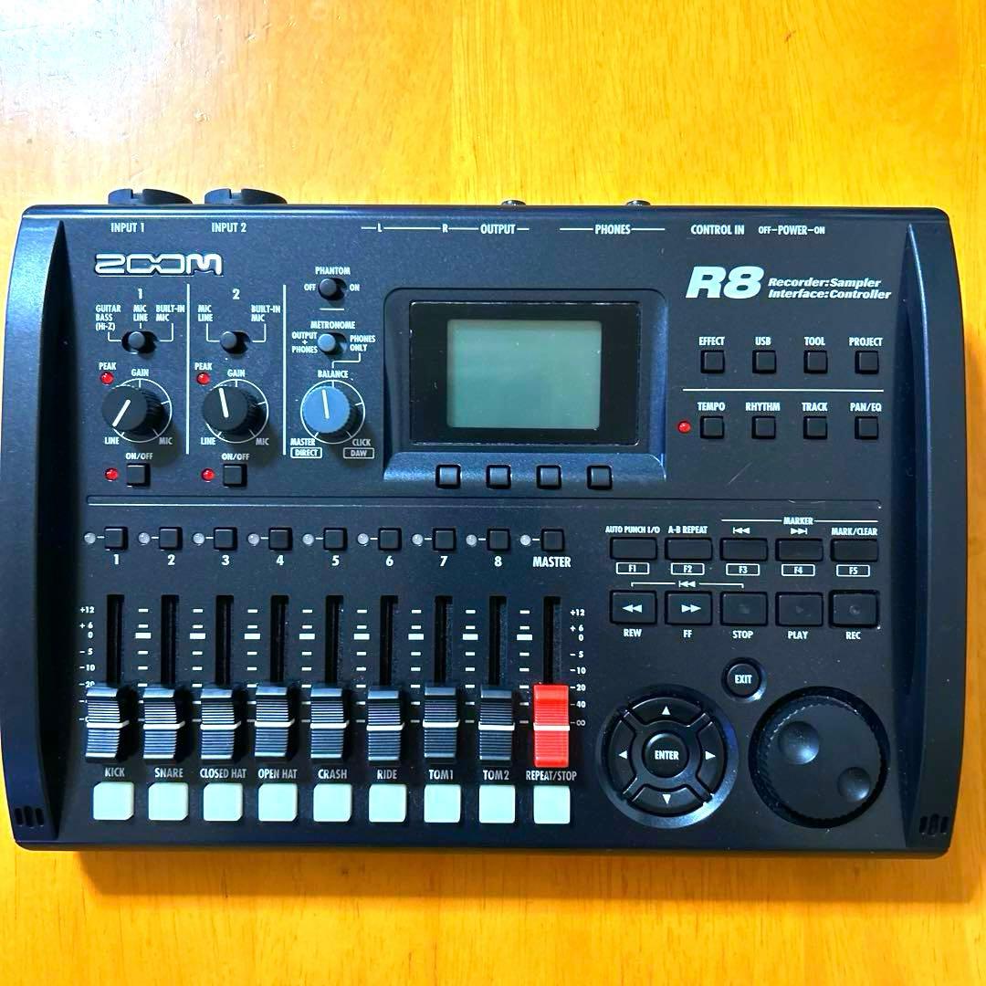 ZOOM R8 MTR ズーム マルチトラックレコーダー 美品 期間限定特別価格