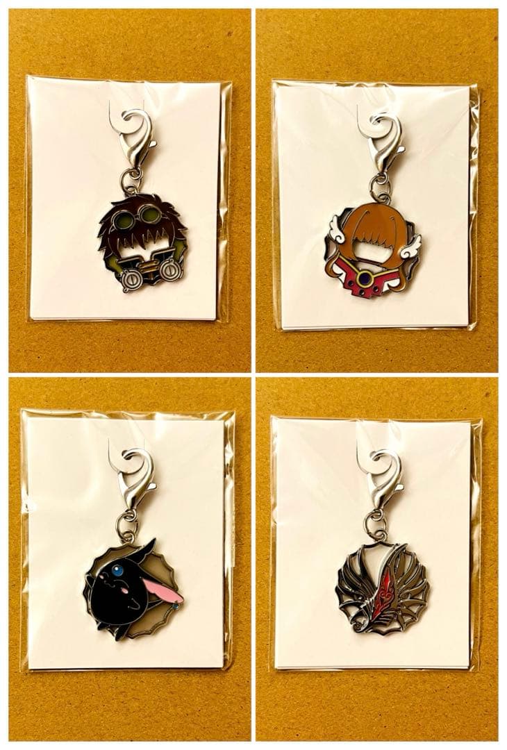 ツバサ　モチーフステンドチャーム