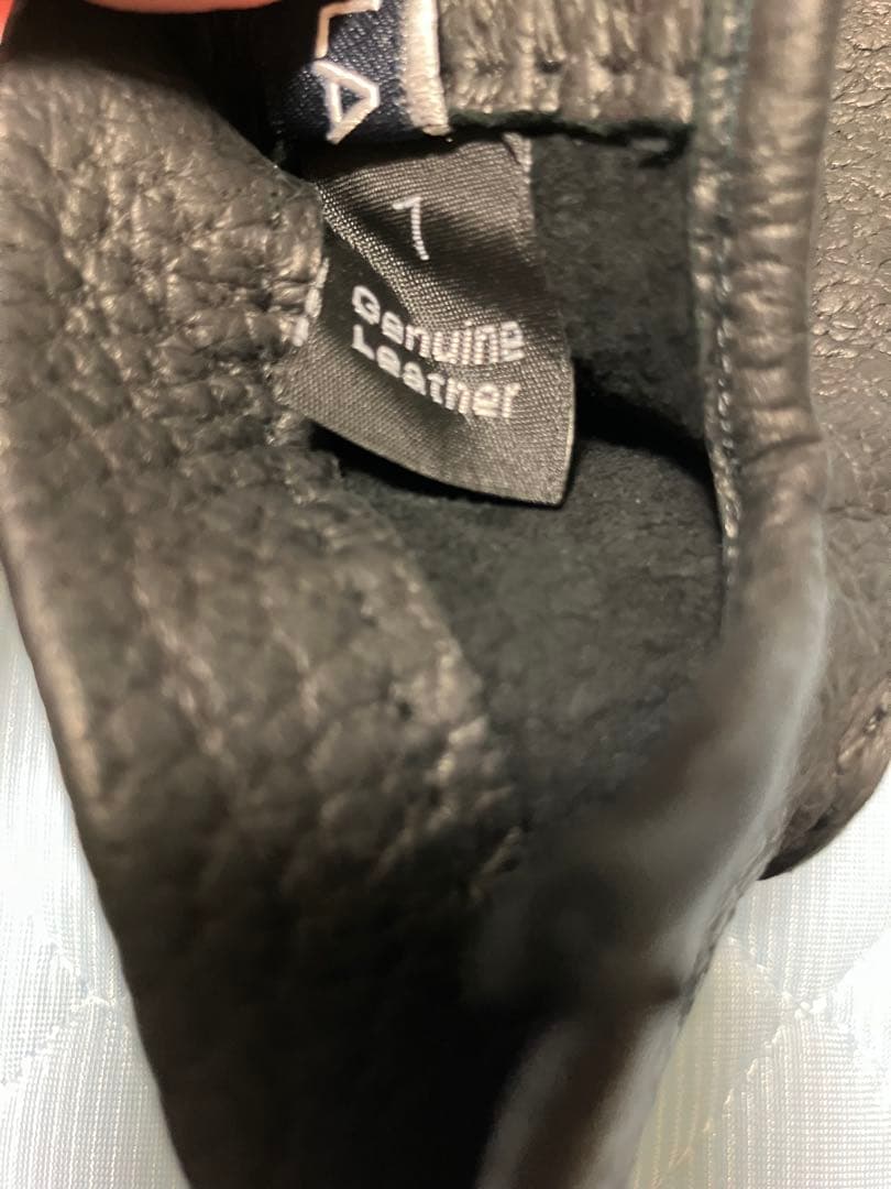 み*た様 メローラ　グローブ　手袋　ペッカリー　黒