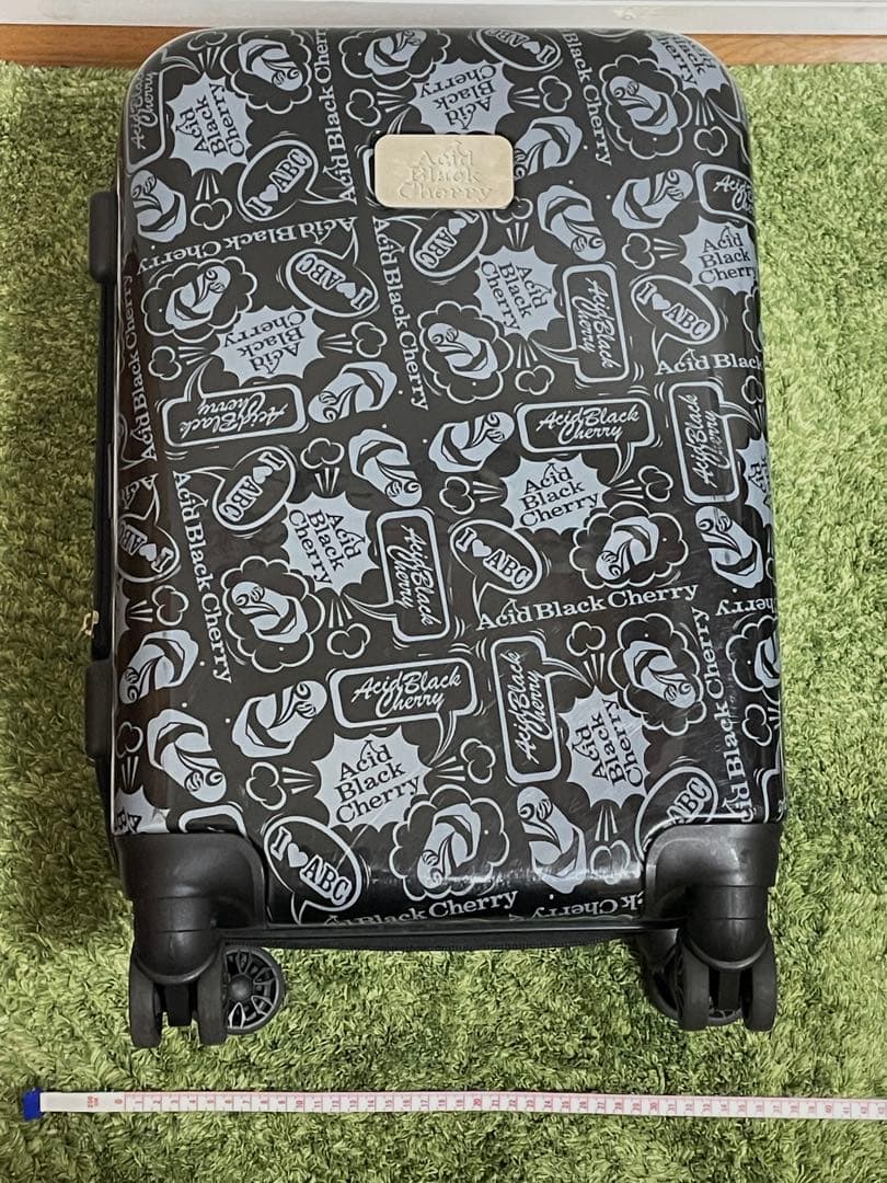 か*ず様 【値下げ‼️】美品 Acid Black Cherry キャリーケース
