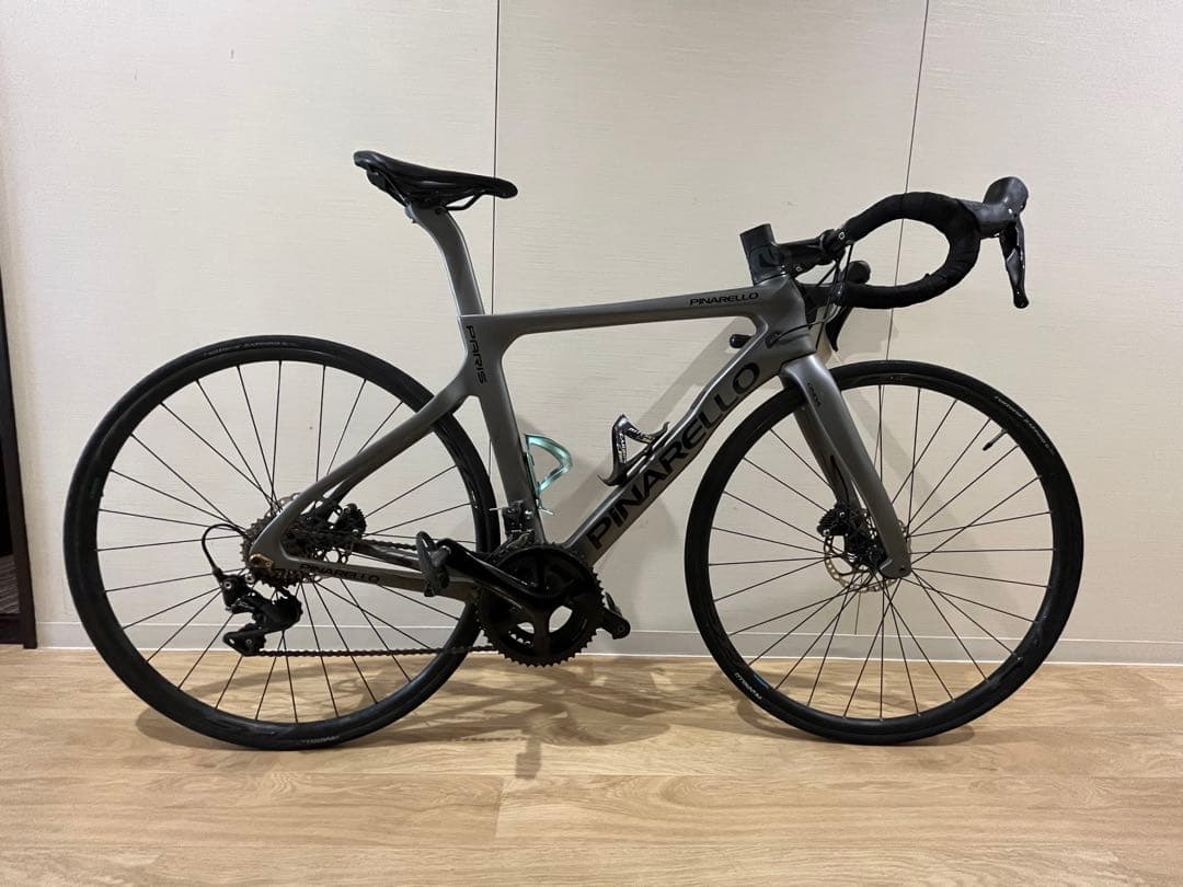 【必読】PINARELLO PARIS ロードバイク グレー　105