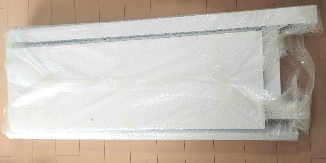 ホワイトメッシュ陳列スタンド 収納 ラック 頑丈 スチール製 フック付き 業務