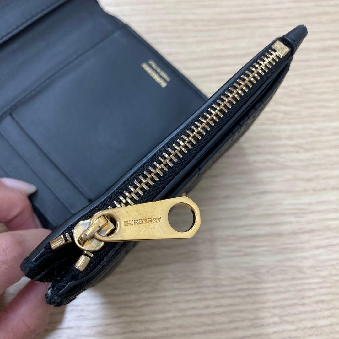 バーバリー TBロゴ キルティング 三つ折り財布 ブラック