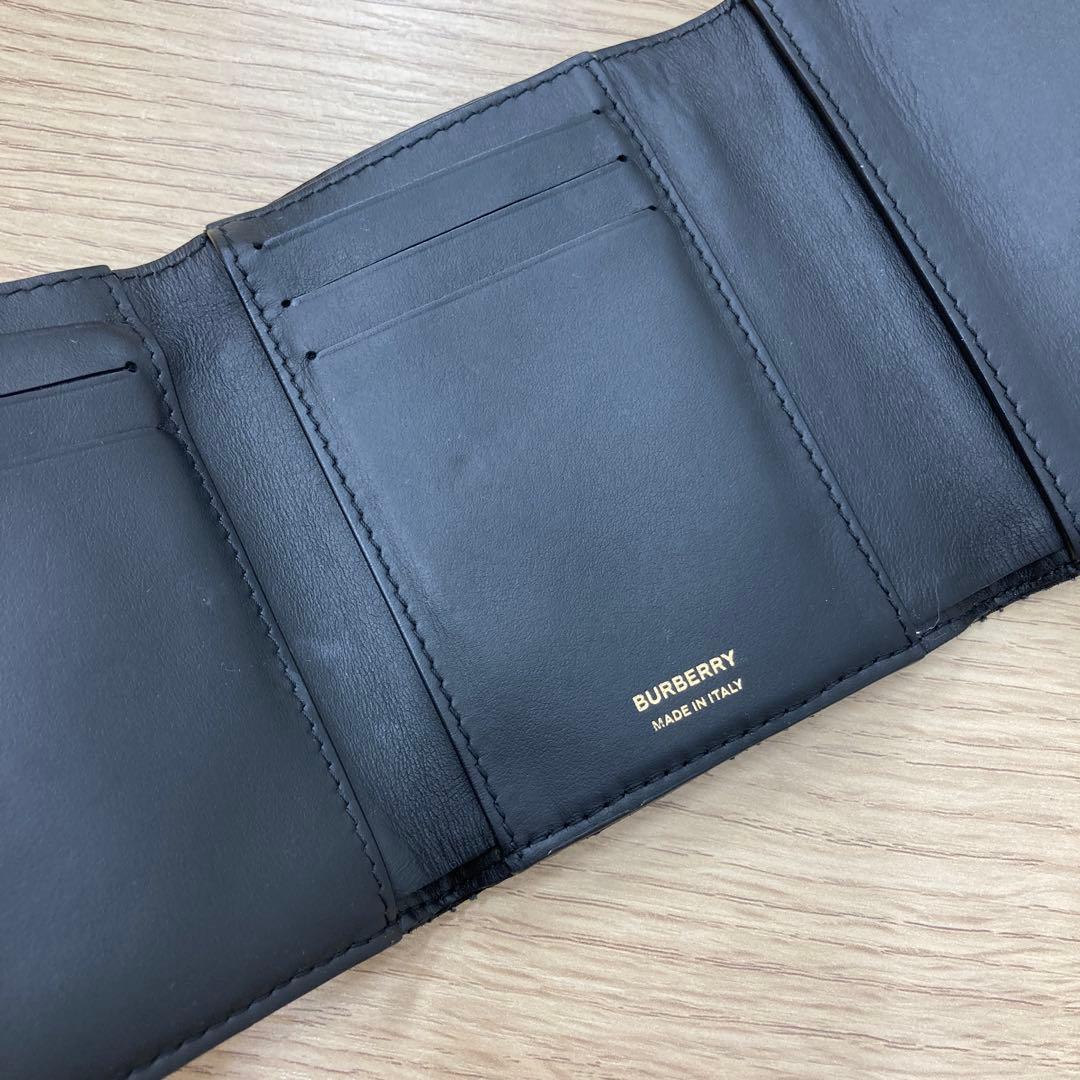 バーバリー TBロゴ キルティング 三つ折り財布 ブラック