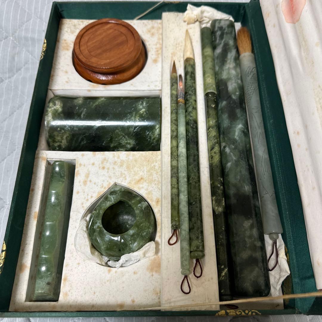 中国美術 和田碧玉 青玉筆 筆入れ 筆筒 書道具セット時代物　原箱付きまとめ