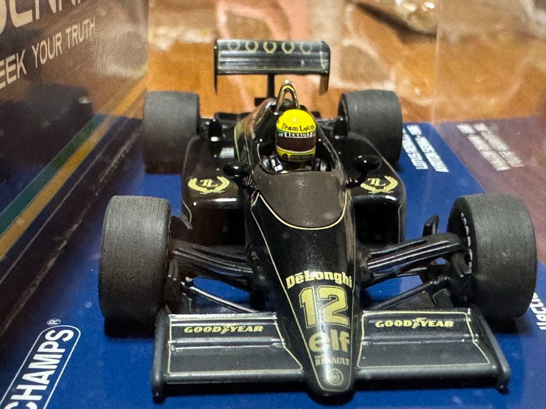 ミニチャンプス ロータス ルノー 98T A.セナ 1986 ウェザリング仕様